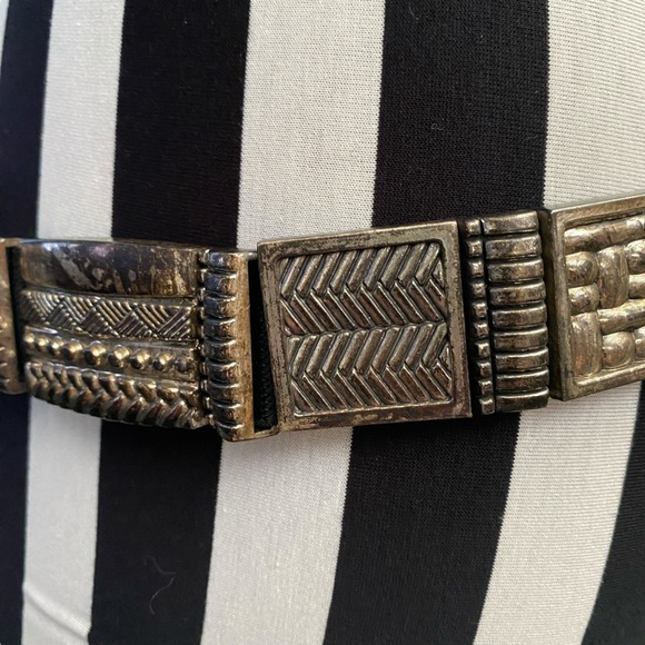 Chico’s Genuine Leather Womens Belt Black Leather Silver Colored Accents 33-40” - Picture 5 of 13